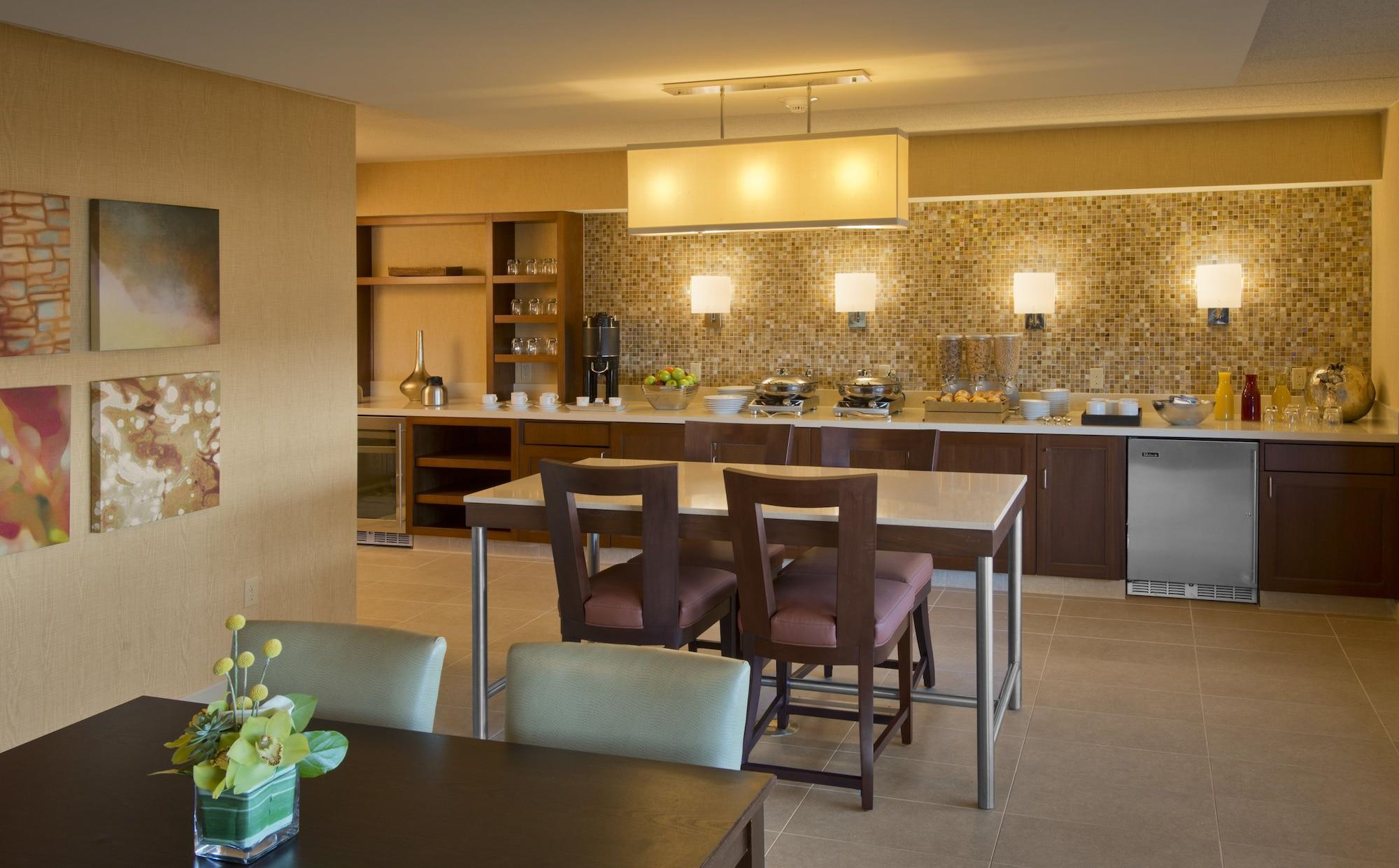 Doubletree Boston North Shore Danvers Exterior foto