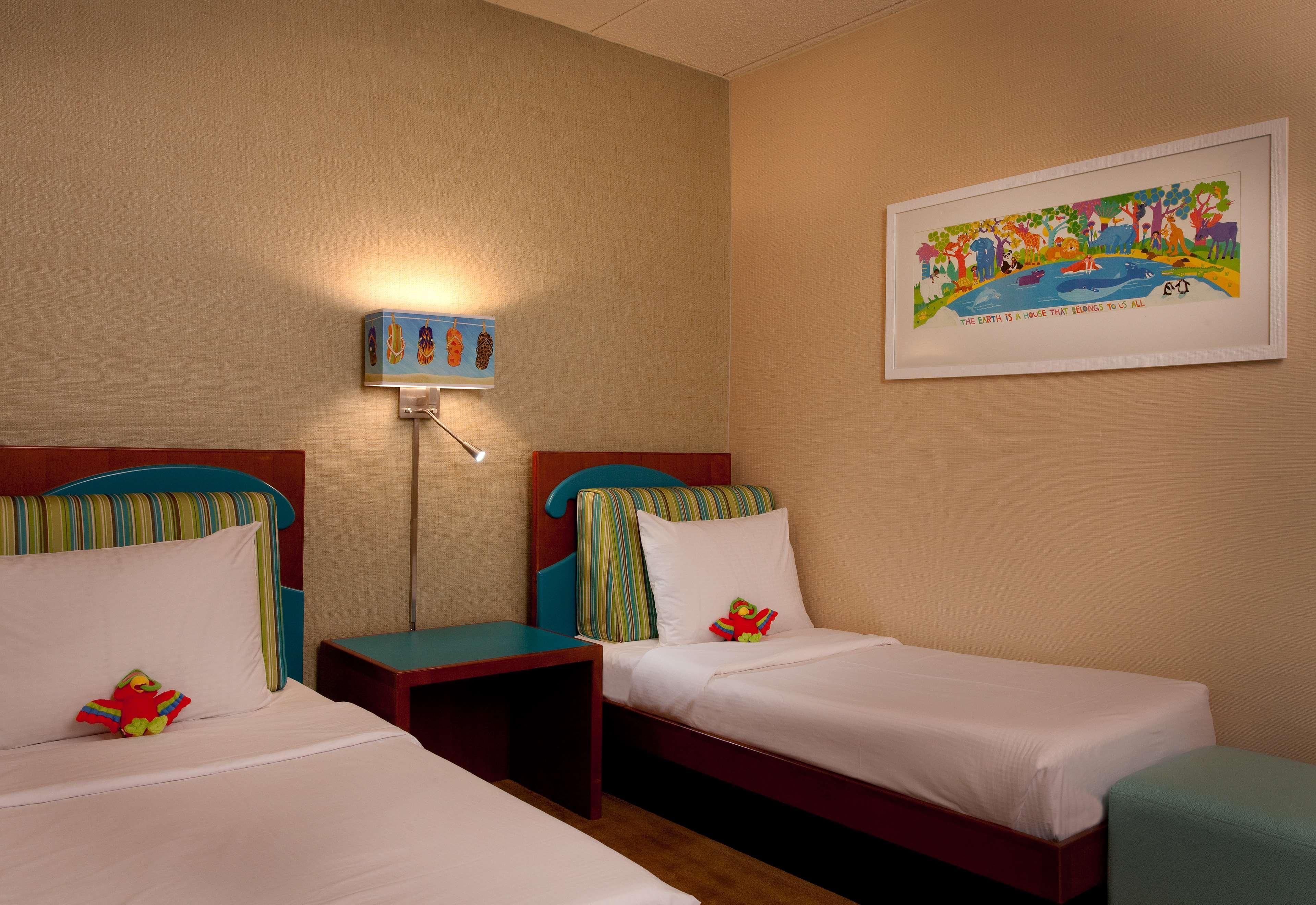 Doubletree Boston North Shore Danvers Exterior foto