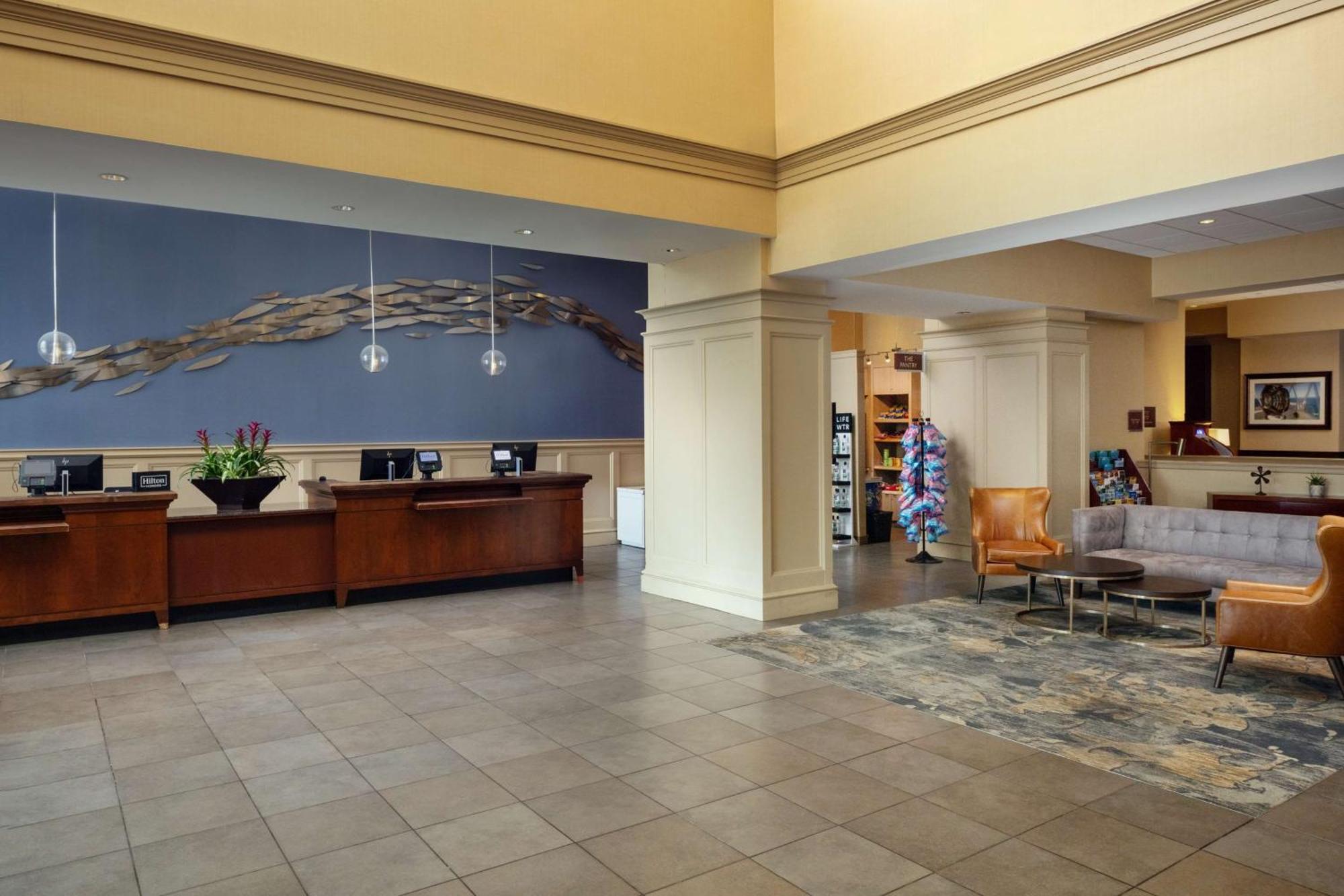 Doubletree Boston North Shore Danvers Exterior foto